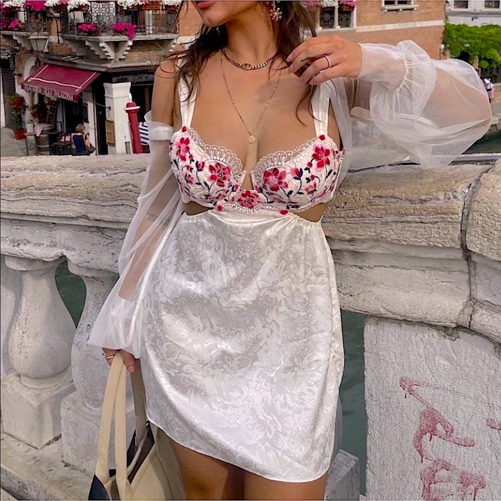 FOR LOVE & LEMONS Festival Rose Dress - Picture 6 of 16
